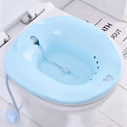 Trên ghế nhà vệ sinh để xông hơi Yoni và ngâm bồn tắm Sitz - Bồn xông hơi âm đạo - Bồn dành cho bệnh nhân trĩ và sau sinh